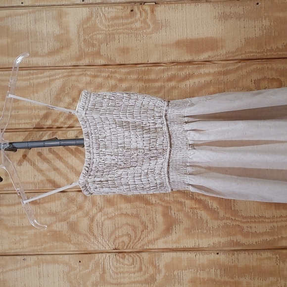 Calista NWT Beige Linen Blend Smocked Maxi Dress Size S - Picture 2 of 7